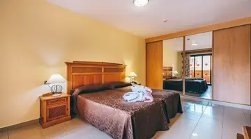 Grand Muthu Golf Plaza Hotel