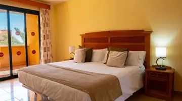 GRAND MUTHU GOLF PLAZA