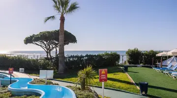Grand Muthu Oura View Beach Club