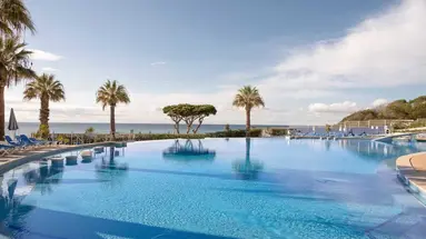 Grand Muthu Oura View Beach Club