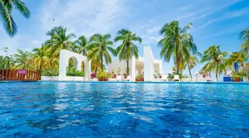Grand Oasis Palm