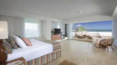 Grand Oasis Palm
