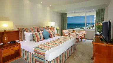Grand Oasis Palm