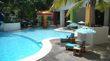 Grand Oasis Palm