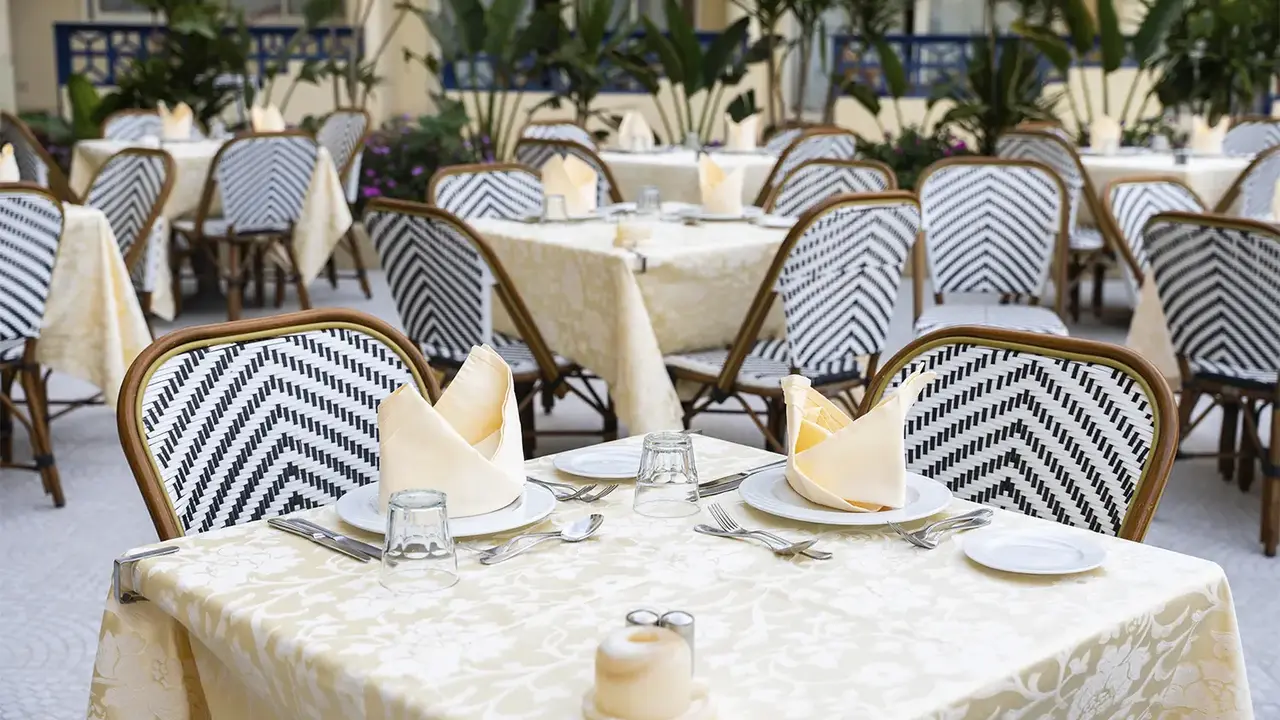 Grand Oasis Resort