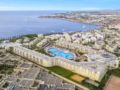 Grand Oasis Resort