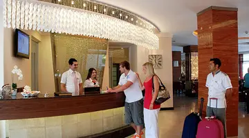 Grand Okan Hotel