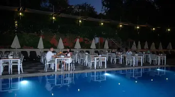 Grand Okan Hotel