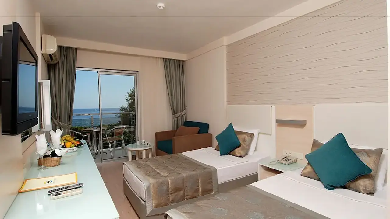Grand Okan Hotel