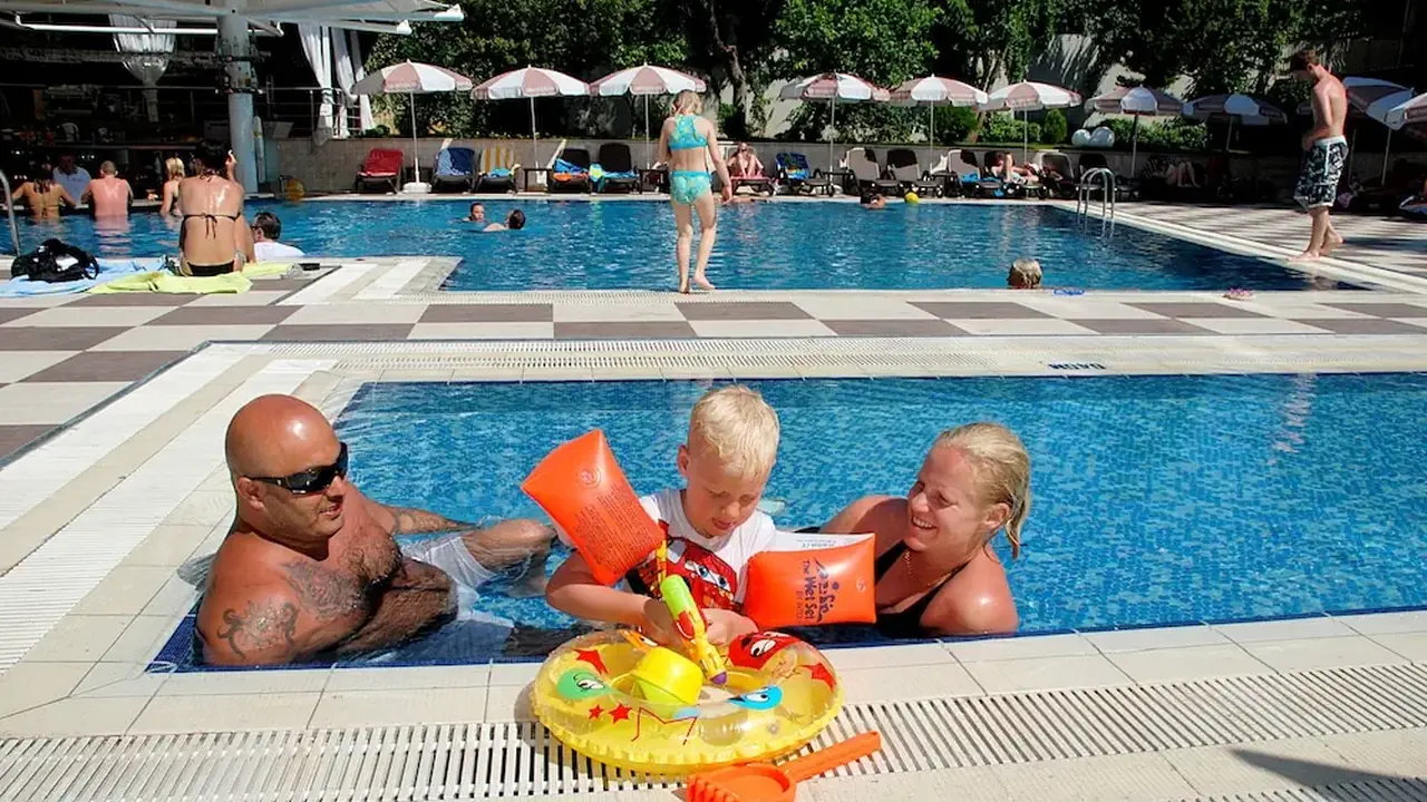 Grand Okan Hotel