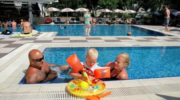 Grand Okan Hotel