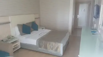 Grand Okan Hotel