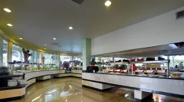 Grand Palladium Colonial Resort & Spa