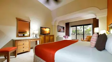Grand Palladium Colonial Resort & Spa