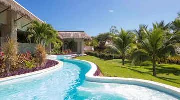 Grand Palladium Colonial Resort & Spa