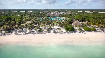 Grand Palladium Colonial Resort & Spa