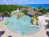 Grand Palladium Colonial Resort & Spa