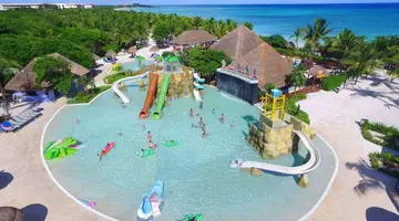Grand Palladium Colonial Resort & Spa