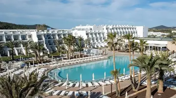 Grand Palladium White Island Resort and Spa