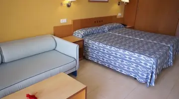 Grand Palladium White Island Resort and Spa