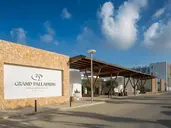 Grand Palladium White Island Resort and Spa