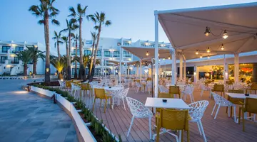 Grand Palladium White Island Resort & Spa