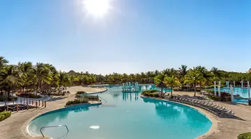 Grand Palladium White Sand Resort & Spa