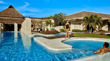Grand Palladium White Sand Resort & Spa