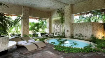 Grand Palladium White Sand Resort & Spa