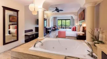 Grand Palladium White Sand Resort & Spa