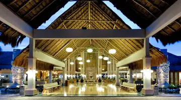 Grand Palladium White Sand Resort & Spa