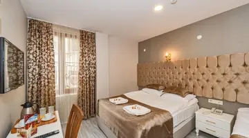 Grand Pamir Hotel