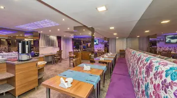 Grand Pamir Hotel