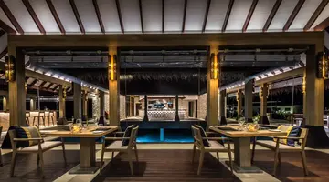 Grand Park Kodhipparu Maldives 5