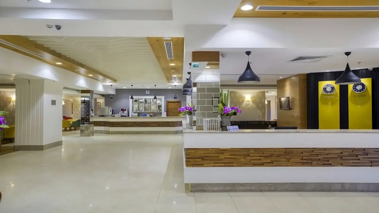 Grand Park Lara Hotel