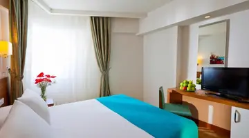 Grand Park Lara Hotel