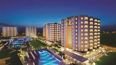 Grand Park Lara