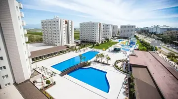 Grand Park Lara