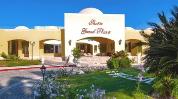 Grand Plaza Resort