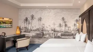 Grand Plaza