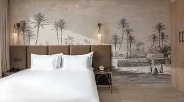 Grand Plaza