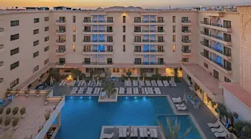 Grand Plaza