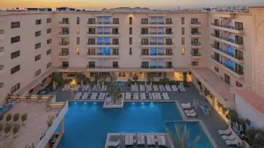 Grand Plaza