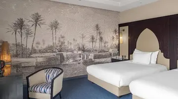 Grand Plaza