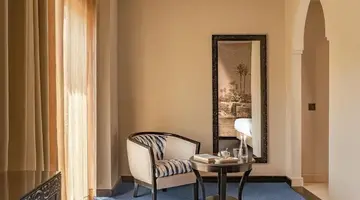Grand Plaza