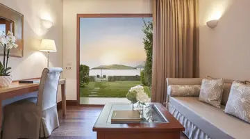 Grand Resort Lagonissi