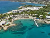 Grand Resort Lagonissi