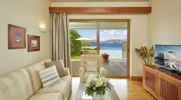 Grand Resort Lagonissi