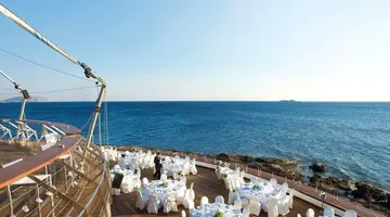 Grand Resort Lagonissi