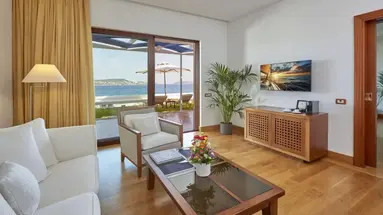 Grand Resort Lagonissi